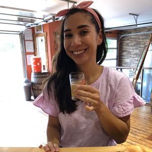 Meet your Posher, Monica